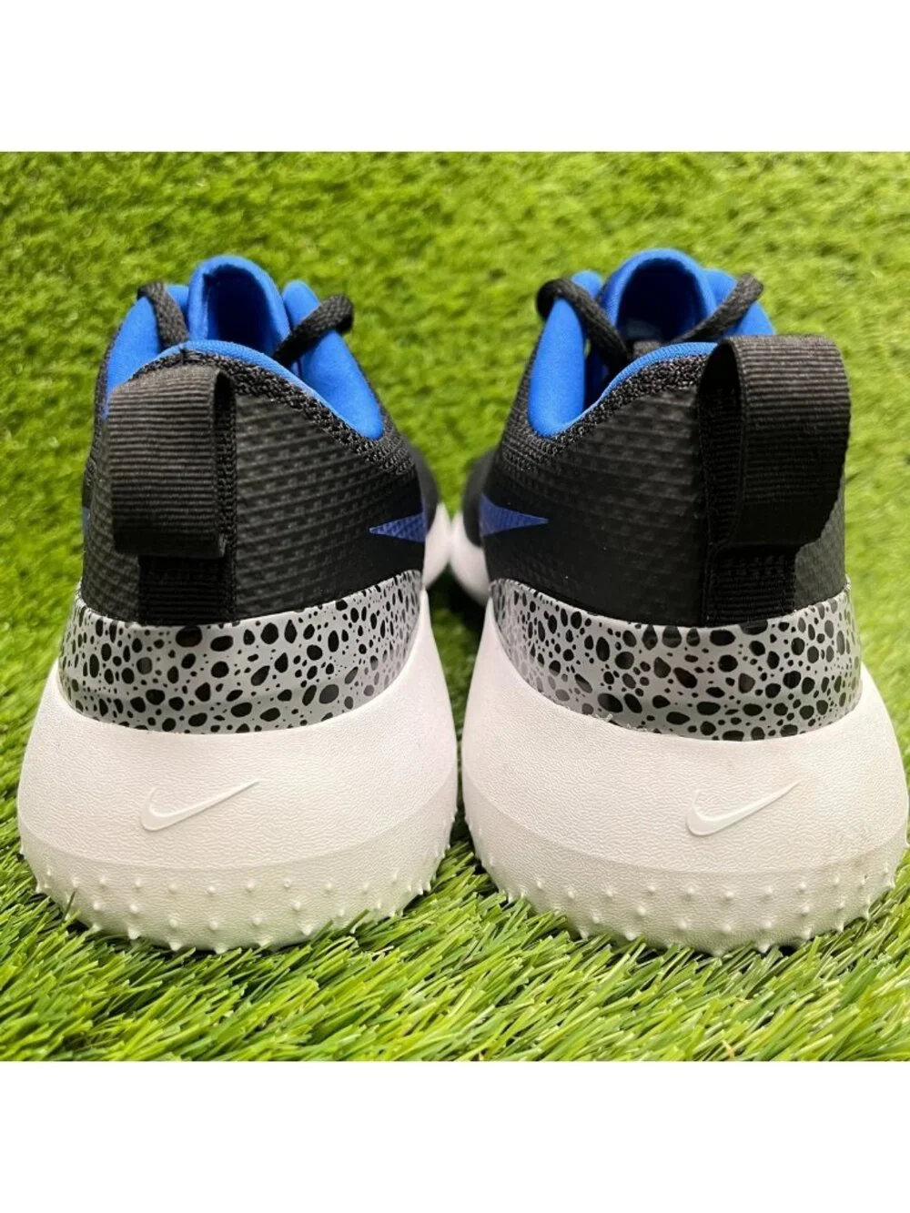 Nike Roshe G Mens Size 10 Black Blue White Athletic Spikeless Outdoor Golf Shoes